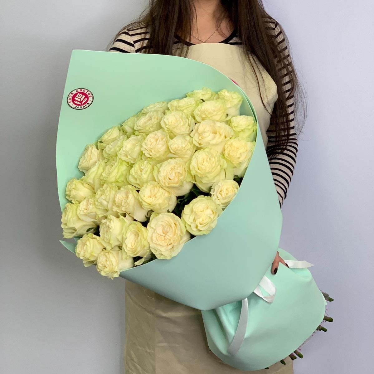 Букеты из белых роз 40 см (Эквадор) артикул букета: 668