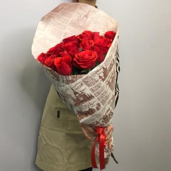Красные розы 15 шт 60см (Эквадор) код товара  122578