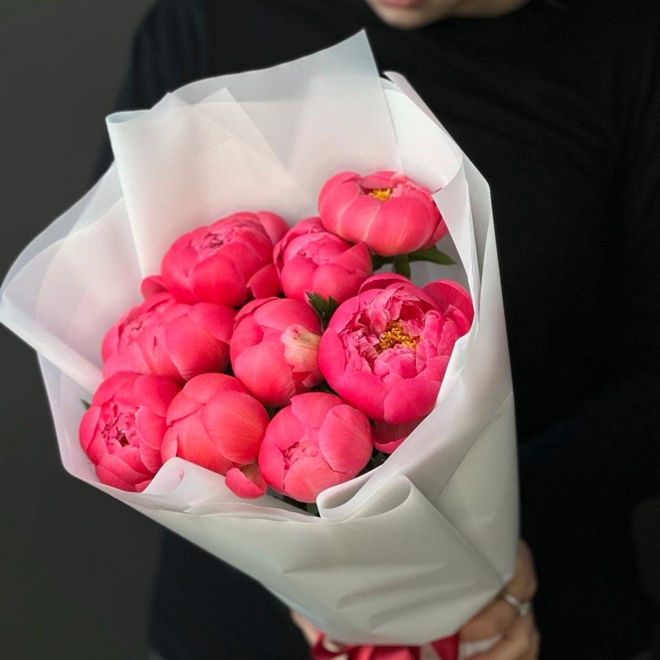 Букет с пионами 9 шт Артикул - 165330